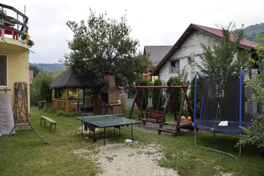 Pensiunea Ando Bran  Exterior photo